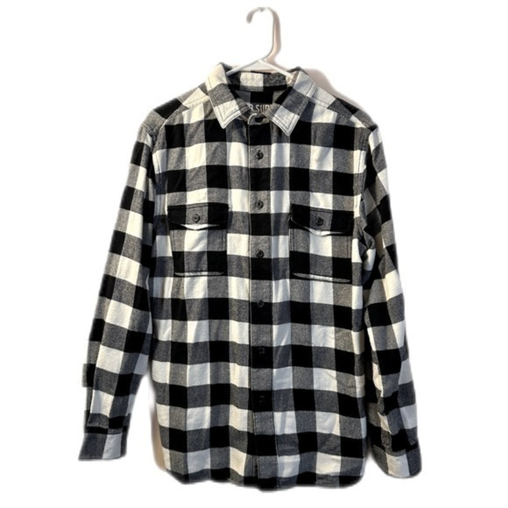 Men’s Button Down Flannel Shirt - Size Medium